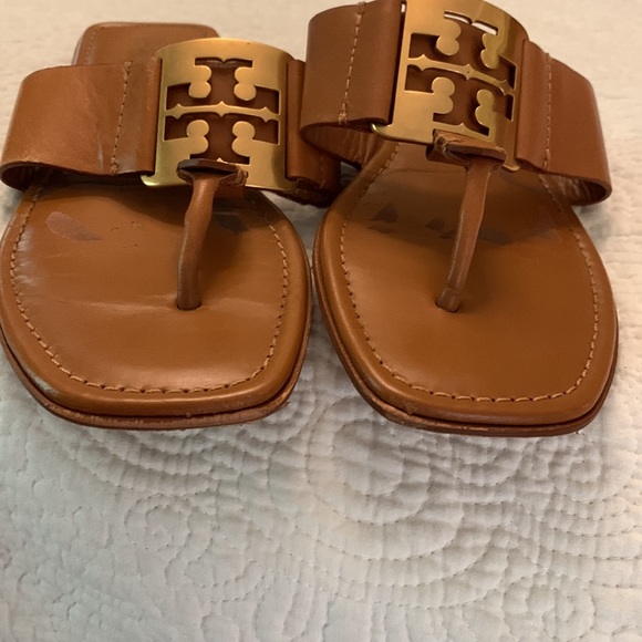 Great condition Tory Burch sandals - Picture 3 of 3